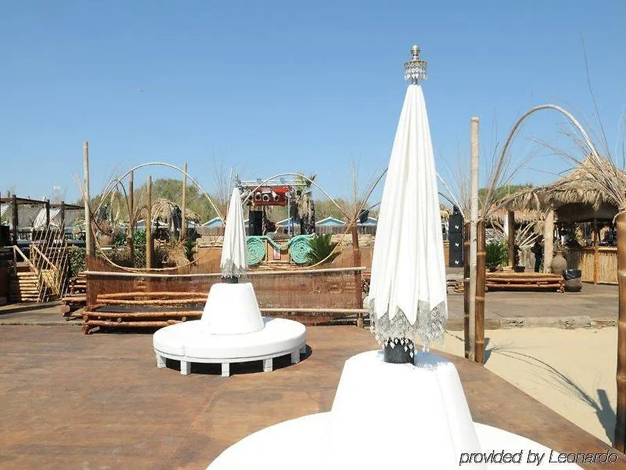 Villaggio Albergo Internazionale La Plaja Aeroporto di Catania Fontana Rossa Parco vacanze